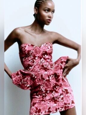 NWT ZARA Pink Floral Mini Dress Size M Jaquard Rhinestone Ruffle Rose Sweetheart